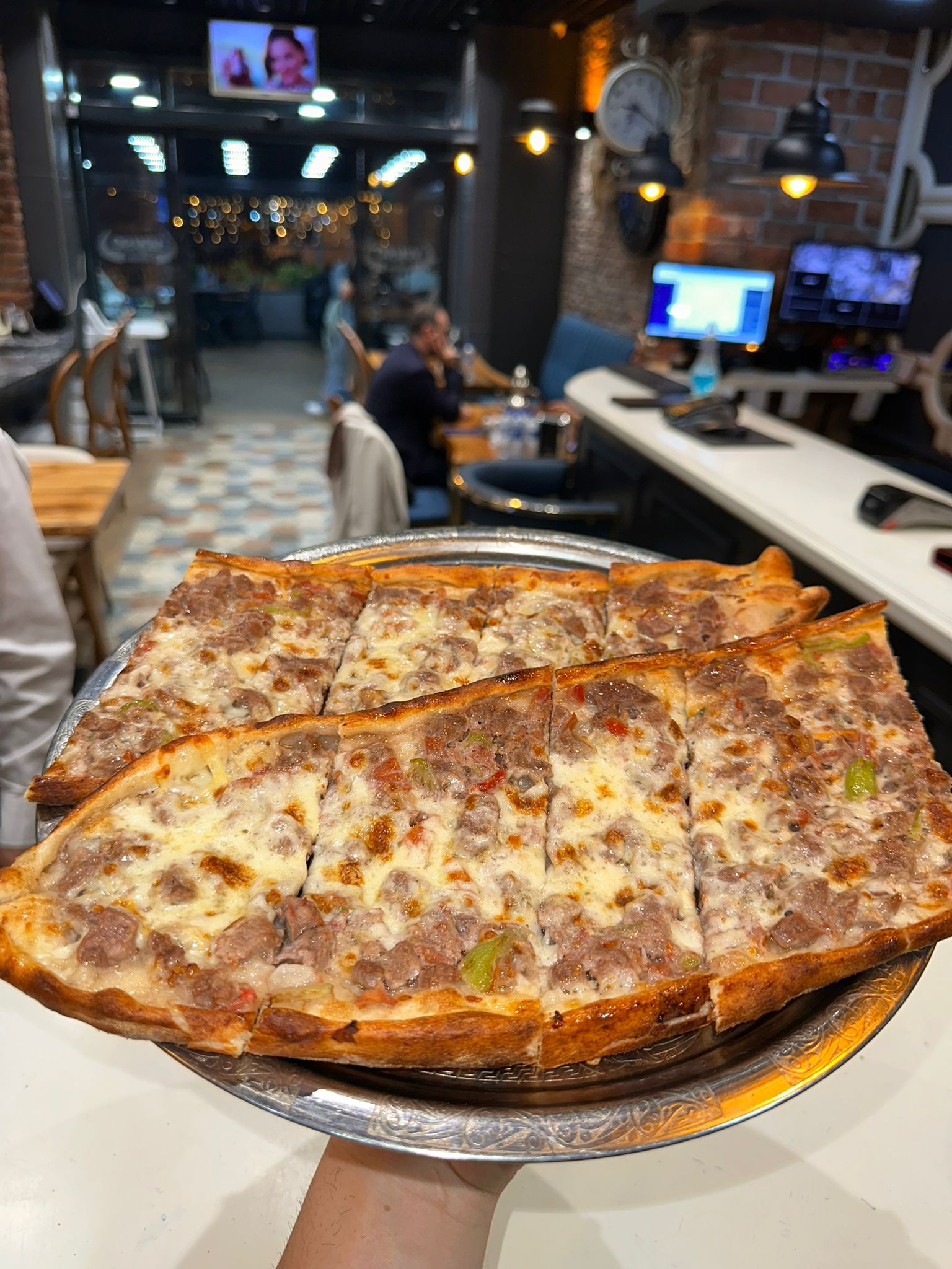 Kaşarlı Kuşbaşı Pide